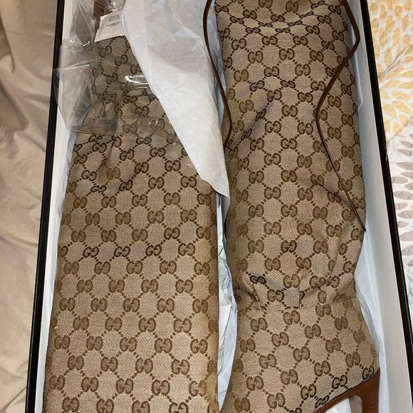 Gucci Shoes - Aunthentic knee high Gucci Boots size 37